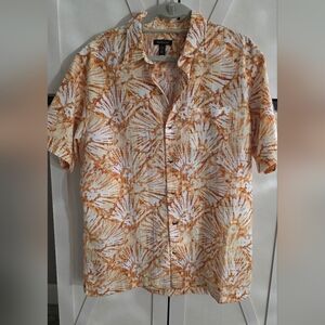 Van Heusen Men's Casual Shirt in Orange and White